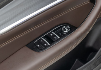 Подержанный автомобиль Chery Tiggo 8 Pro 2022 года (17 фото)