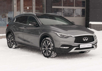Подержанный автомобиль Infiniti QX30 2018 года (3 фото)