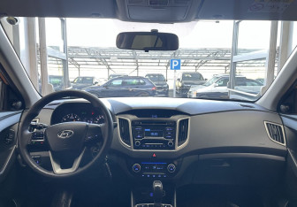 Подержанный автомобиль Hyundai Creta 2016 года (8 фото)