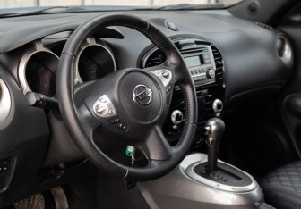 Подержанный автомобиль Nissan Juke 2013 года (11 фото)