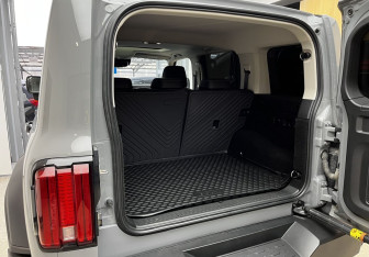 Подержанный автомобиль Tank 300 2023 года (17 фото)