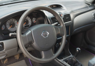 Подержанный автомобиль Nissan Almera Classic 2011 года (11 фото)