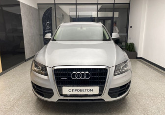 Подержанный автомобиль Audi Q5 2009 года (3 фото)