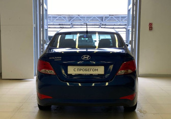 Подержанный автомобиль Hyundai Solaris Sedan 2016 года (5 фото)