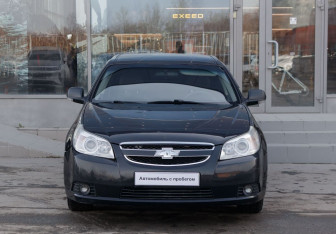 Подержанный автомобиль Chevrolet Epica 2010 года (2 фото)