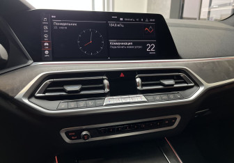 Подержанный автомобиль BMW X5 2019 года (13 фото)