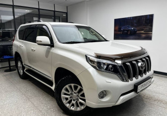 Подержанный автомобиль Toyota Land Cruiser Prado 2016 года (4 фото)