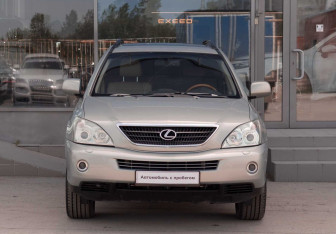 Подержанный автомобиль Lexus RX 2007 года (2 фото)