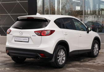 Подержанный автомобиль Mazda CX-5 2016 года (5 фото)