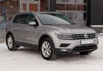 Подержанный автомобиль Volkswagen Tiguan 2018 года (3 фото)