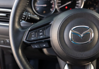 Подержанный автомобиль Mazda CX-5 2021 года (12 фото)