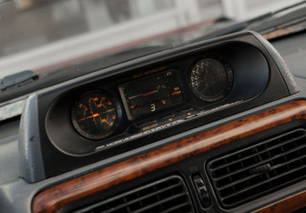 Подержанный автомобиль Toyota Land Cruiser Prado 2000 года (13 фото)