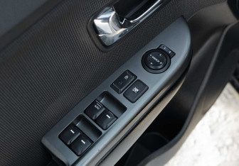 Подержанный автомобиль Kia Rio Sedan 2014 года (16 фото)