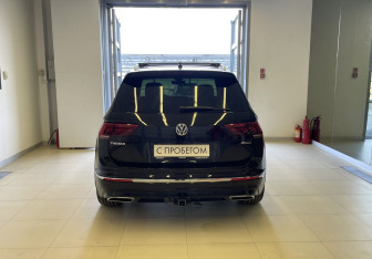 Подержанный автомобиль Volkswagen Tiguan 2020 года (5 фото)