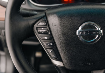 Подержанный автомобиль Nissan Teana 2010 года (11 фото)