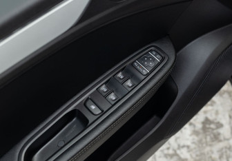 Подержанный автомобиль Renault Arkana 2021 года (17 фото)