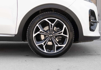 Подержанный автомобиль Kia Sportage 2020 года (9 фото)