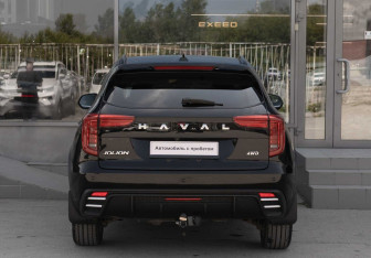 Подержанный автомобиль Haval Jolion 2025 года (6 фото)