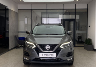 Подержанный автомобиль Nissan Qashqai 2020 года (2 фото)