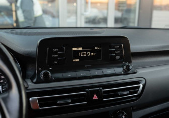 Подержанный автомобиль Kia Seltos 2021 года (14 фото)