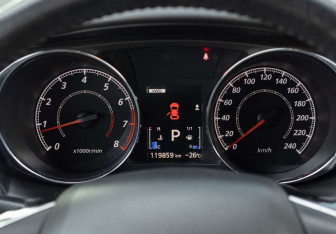 Подержанный автомобиль Mitsubishi ASX 2021 года (13 фото)