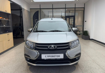 Подержанный автомобиль LADA (ВАЗ) Largus Wagon 2021 года (2 фото)