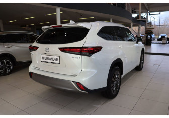Новый Toyota Highlander 2025 (6 фото)