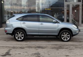 Подержанный автомобиль Lexus RX 2008 года (4 фото)