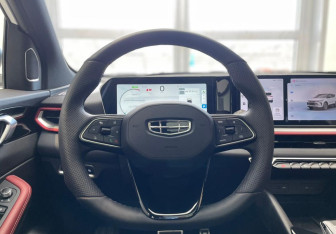 Подержанный автомобиль Geely Coolray 2024 года (14 фото)