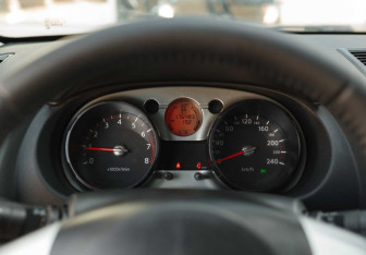 Подержанный автомобиль Nissan Qashqai 2008 года (13 фото)