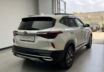 Подержанный автомобиль Kia Seltos 2020 года (4 фото)