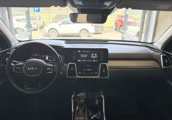 Подержанный автомобиль Kia Sorento 2021 года (12 фото)
