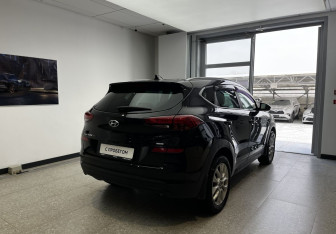 Подержанный автомобиль Hyundai Tucson 2020 года (4 фото)
