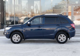 Подержанный автомобиль Lifan X60 2016 года (8 фото)