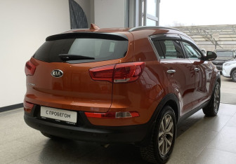 Подержанный автомобиль Kia Sportage 2014 года (4 фото)