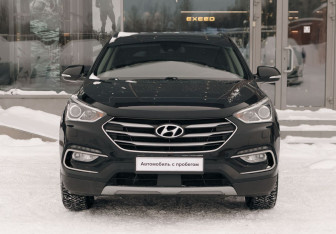 Подержанный автомобиль Hyundai Santa Fe 2016 года (2 фото)