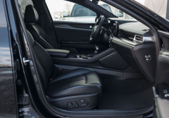 Подержанный автомобиль Kia K5 2021 года (22 фото)