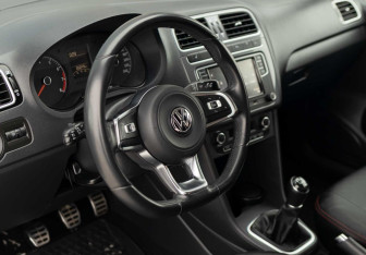 Подержанный автомобиль Volkswagen Polo Sedan 2018 года (11 фото)