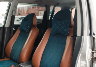 Подержанный автомобиль Honda HR-V 2000 года (17 фото)