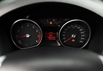 Подержанный автомобиль Ford Mondeo Sedan 2007 года (13 фото)