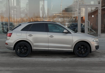 Подержанный автомобиль Audi Q3 2012 года (4 фото)