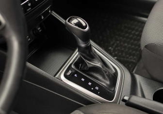 Подержанный автомобиль Hyundai Solaris Sedan 2017 года (15 фото)