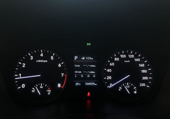 Подержанный автомобиль Hyundai Solaris Sedan 2017 года (11 фото)