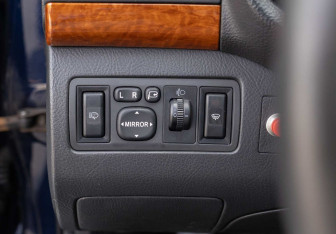 Подержанный автомобиль Toyota Avensis Sedan 2007 года (17 фото)