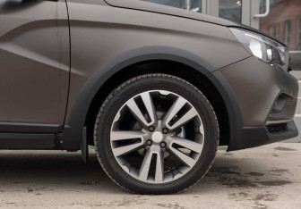 Подержанный автомобиль LADA (ВАЗ) Vesta Wagon 2022 года (9 фото)