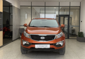 Подержанный автомобиль Kia Sportage 2014 года (2 фото)