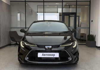 Подержанный автомобиль Toyota Corolla Wagon 2021 года (3 фото)