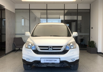 Подержанный автомобиль Honda CR-V 2011 года (2 фото)