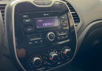 Подержанный автомобиль Renault Kaptur 2018 года (14 фото)