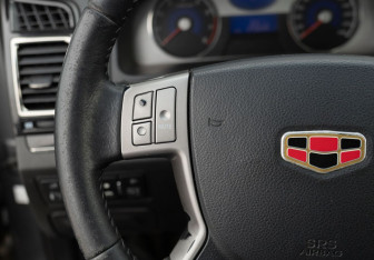 Подержанный автомобиль Geely Emgrand EC7 Sedan 2014 года (12 фото)